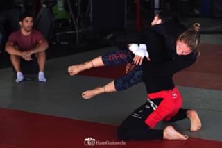 Ronda Rousey feet photo thumbnail
