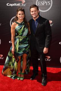 Danica Patrick feet photo thumbnail