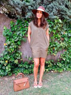 Paula Echevarría feet photo thumbnail