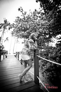 Cristina Ferreira feet photo thumbnail