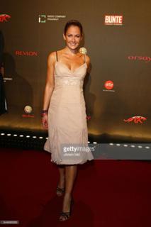 Yvonne Burbach feet photo 5
