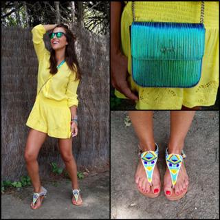 Paula Echevarría feet photo thumbnail