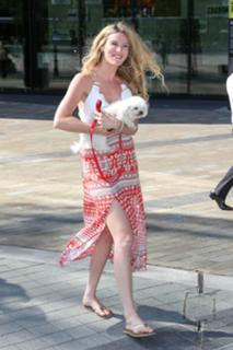 Joss Stone feet photo thumbnail