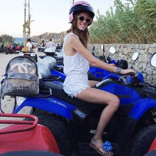 Chiara Ferragni feet photo thumbnail