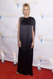 Heidi Klum feet photo thumbnail