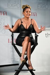 Adrienne Houghton feet photo thumbnail