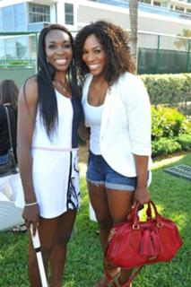 Serena Williams feet photo thumbnail