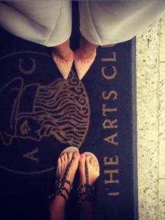 Kimberley Garner feet photo thumbnail