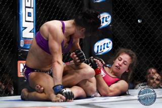 Miesha Tate feet photo thumbnail