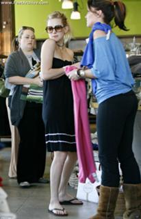 Kate Hudson feet photo thumbnail