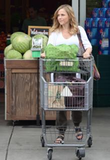 Julie Benz feet photo thumbnail
