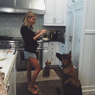 Kristin Cavallari feet photo thumbnail