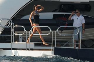 Nina Dobrev feet photo thumbnail