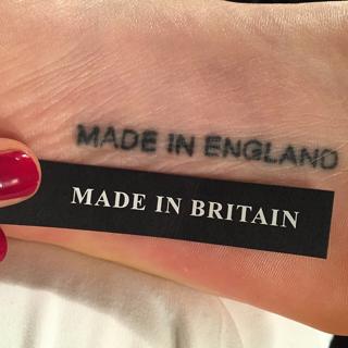 Cara Delevingne feet photo thumbnail