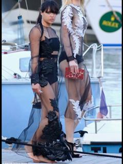 Michelle Rodriguez feet photo thumbnail
