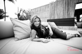 Cristina Ferreira feet photo thumbnail