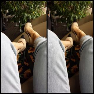 Debby Ryan feet photo thumbnail