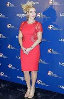 Kate Winslet feet photo thumbnail