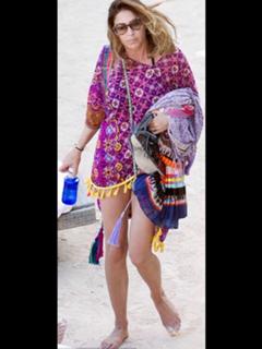 Lisa Snowdon feet photo thumbnail