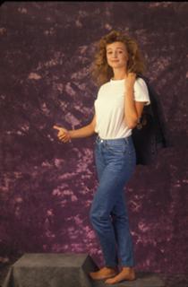 Heather Graham feet photo thumbnail