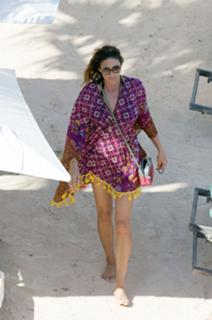 Lisa Snowdon feet photo thumbnail