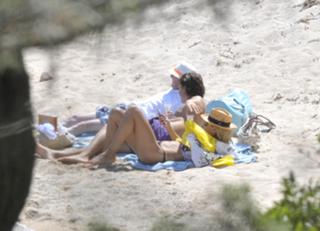 Heidi Klum feet photo thumbnail
