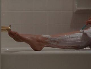 Katherine Heigl feet photo thumbnail