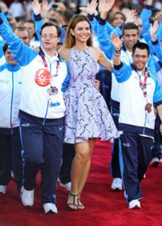 Maria Menounos feet photo thumbnail