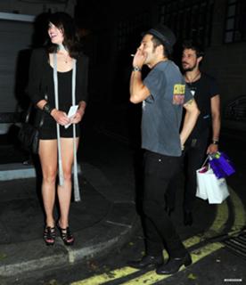 Gemma Arterton feet photo thumbnail