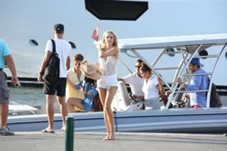 Kimberley Garner feet photo thumbnail