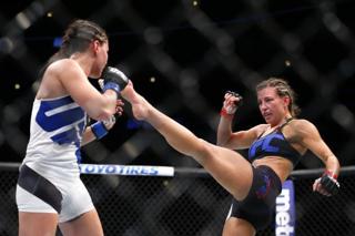 Miesha Tate feet photo thumbnail