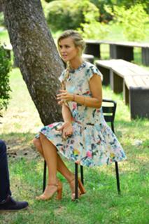 Joanna Krupa feet photo thumbnail