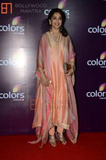 Madhuri Dixit feet photo thumbnail