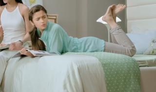 Alia Bhatt feet photo thumbnail