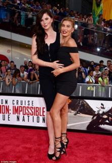 Hailey Bieber feet photo thumbnail