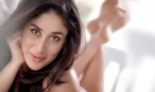 Kareena Kapoor feet photo thumbnail