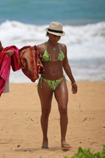 Jada Pinkett Smith feet photo thumbnail