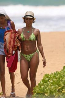 Jada Pinkett Smith feet photo thumbnail