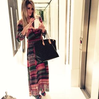 Renata Fan feet photo thumbnail