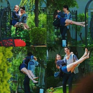 Serenay Sarikaya feet photo thumbnail