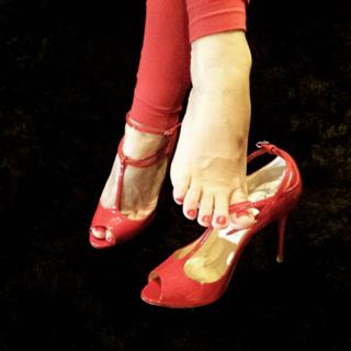 Franciely Freduzeski feet photo thumbnail