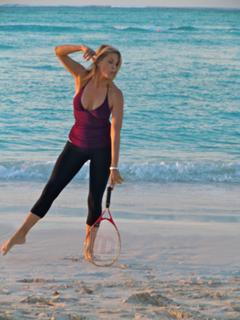 Christie Brinkley feet photo thumbnail