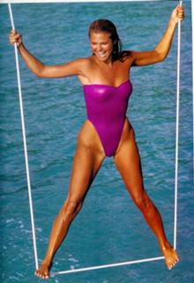 Christie Brinkley feet photo thumbnail