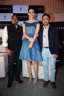 Kriti Sanon feet photo thumbnail