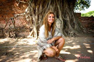 Cristina Ferreira feet photo thumbnail