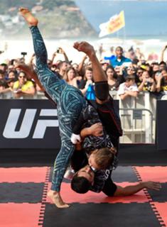 Ronda Rousey feet photo thumbnail