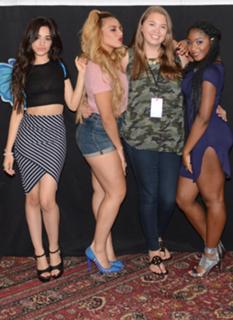 Camila Cabello feet photo thumbnail
