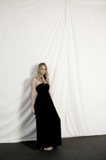 Jennifer Lawrence feet photo thumbnail