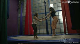 Paolla Oliveira feet photo thumbnail