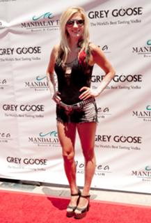 Kesha feet photo thumbnail